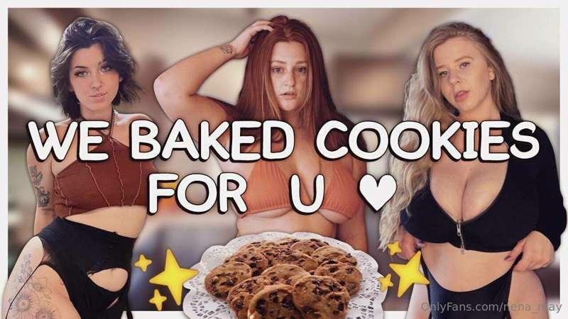 My friends @sunnysunrayss & @carrottcake and I made you some..