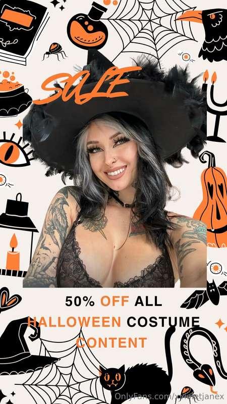 Kicking off 🎃Halloween🎃 weekend right with 50% off all costu..
