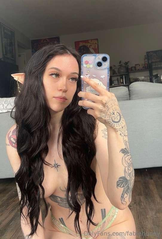 Can I be your Elf Girlfriend? ✨