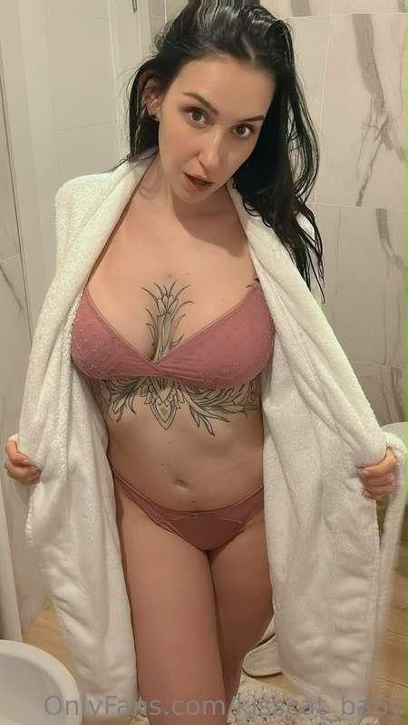 You caught me in the bathroom again, what a lucky man you ar..