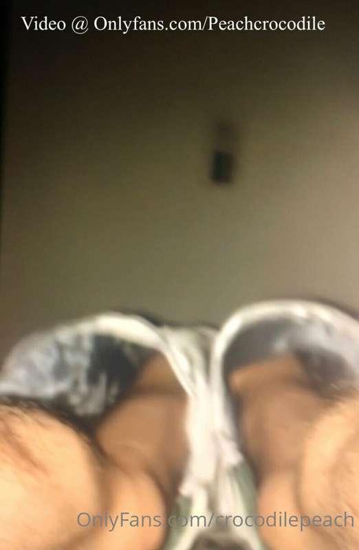 Video up Twinky shorts freeballing