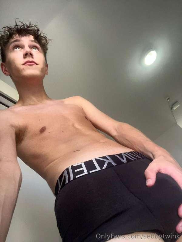 want to play with me?😈