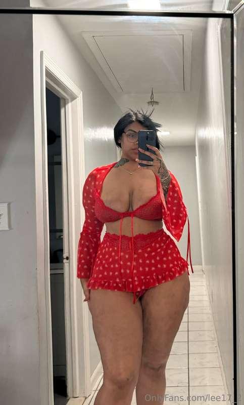 whats your favorite kinda lingerie to see me in babe?
