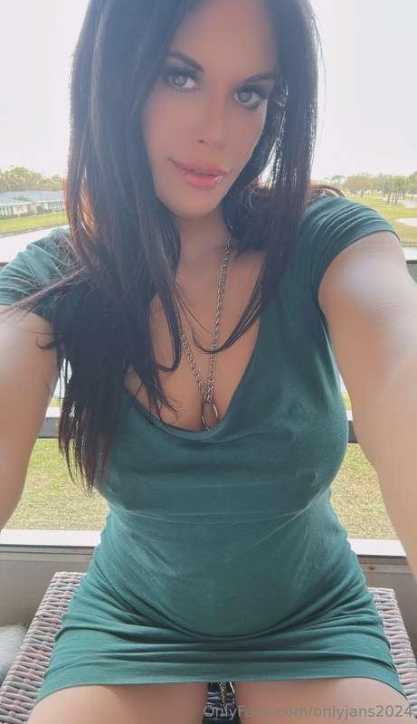 Cum see me at @onlyjans2023 its WAY more fun over there 🔥