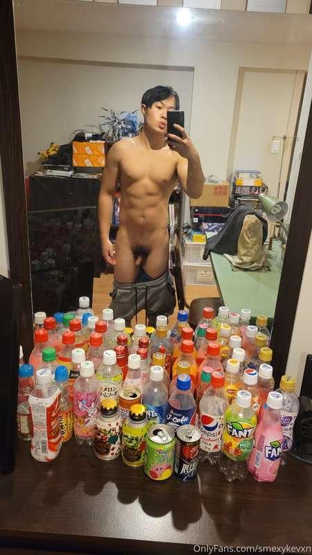 In my brother's room while hes away at work 😛 Can you beleiv..