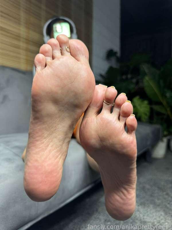 anikaprettyfeet_ image #15