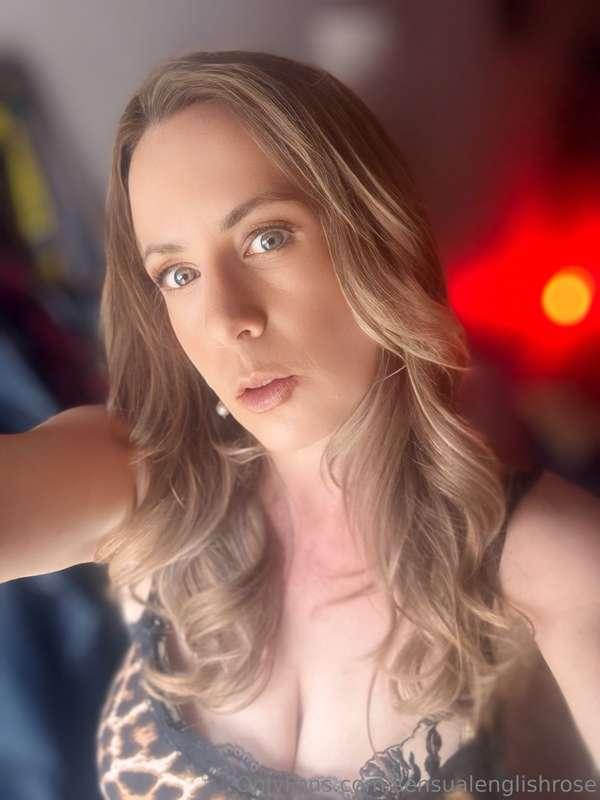 Looking sultry for the weekend ! X