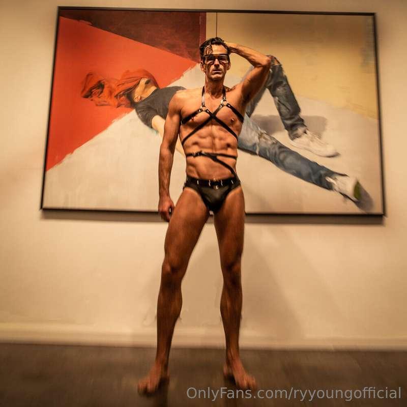 Working on my look for next year's Met Gala... Seen here fir..