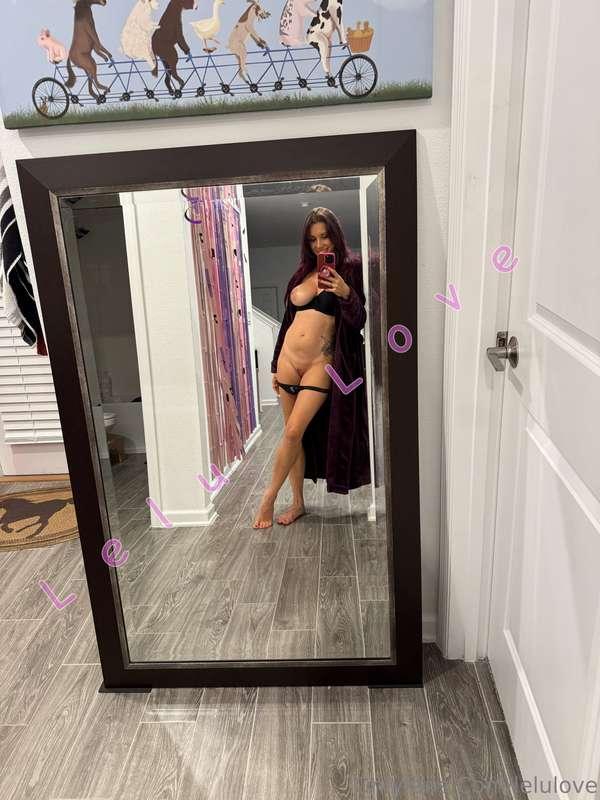 Imagine me standing in your doorway like THIS 😜