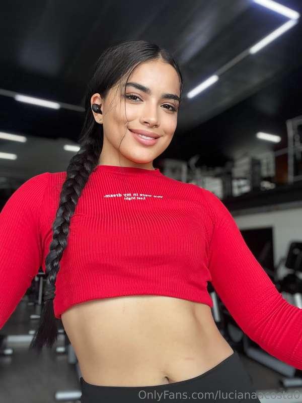 Hot body, hotter attitude 😘🔥