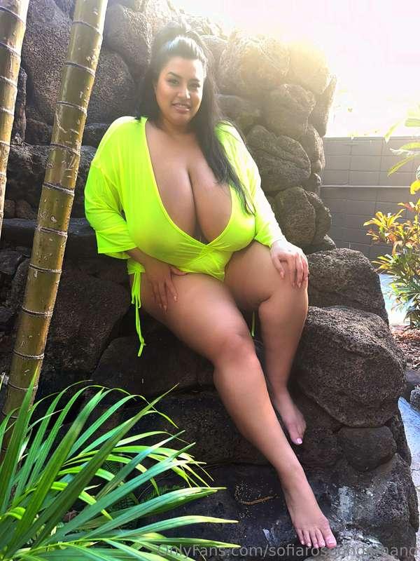 Missing Hawaii! 🥺 Can't wait to go back! What is your favori..