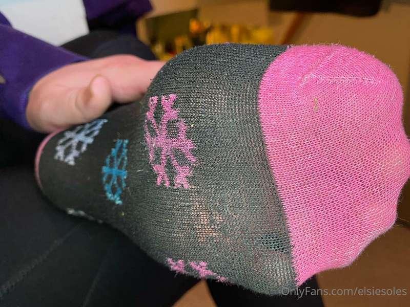 Look at these dirty stinky feet and the jam between the toes..