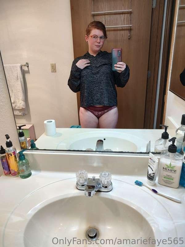 Let me take off my panties and show you something 😜