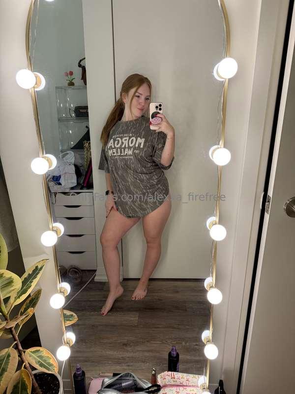 Went to my first country concert and got this T-shirt 😋🤠 not..