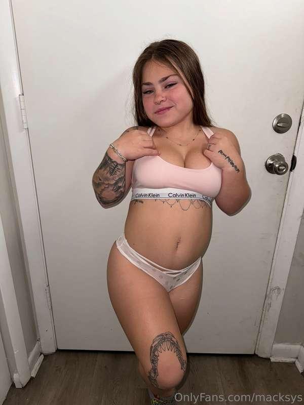 Happy Thursday 🥰😘