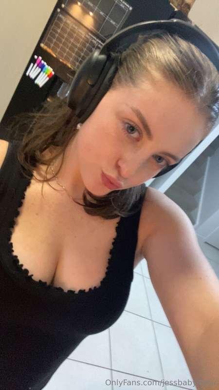 Valentines Day ❤️🤪Message me to see what we did later xxx 