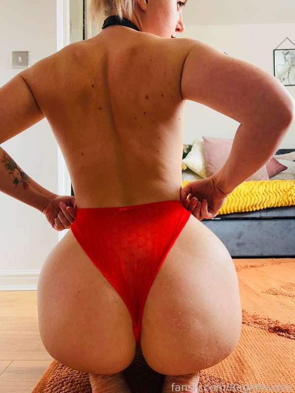 Happy hump day 😜🔥🍑