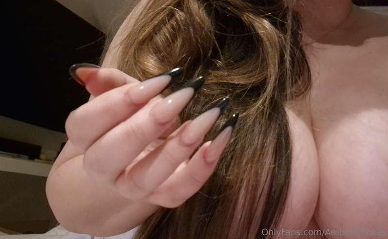 ambersmokes image #3