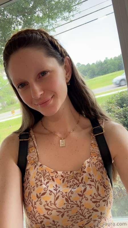 Good morning ☀️ what are you looking forward to today? 💕