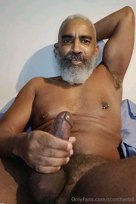 Masturbation Monday!#beard #musculardaddy #gay #feet #gaycru..