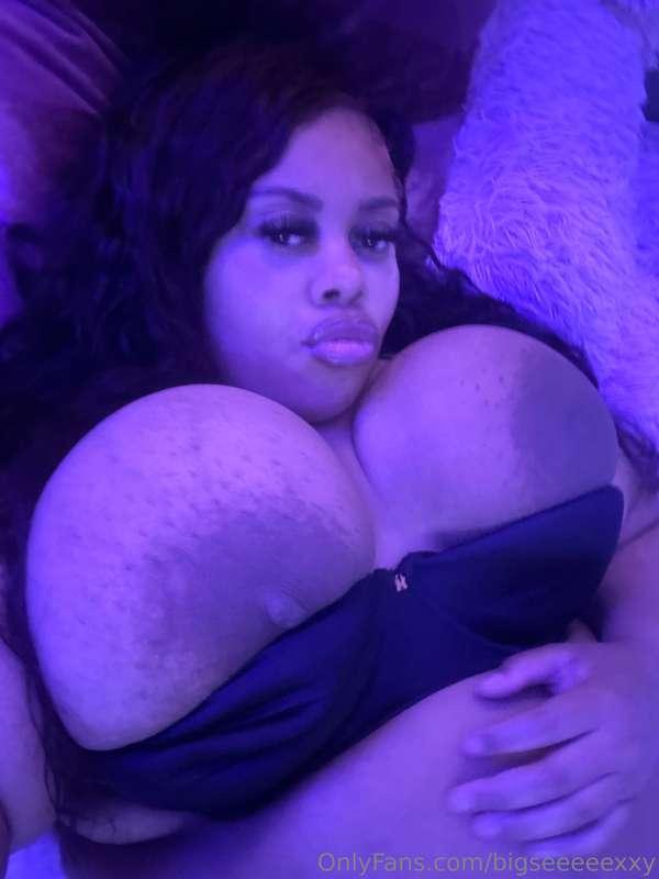 Like if you'd fuck me 🙈💦