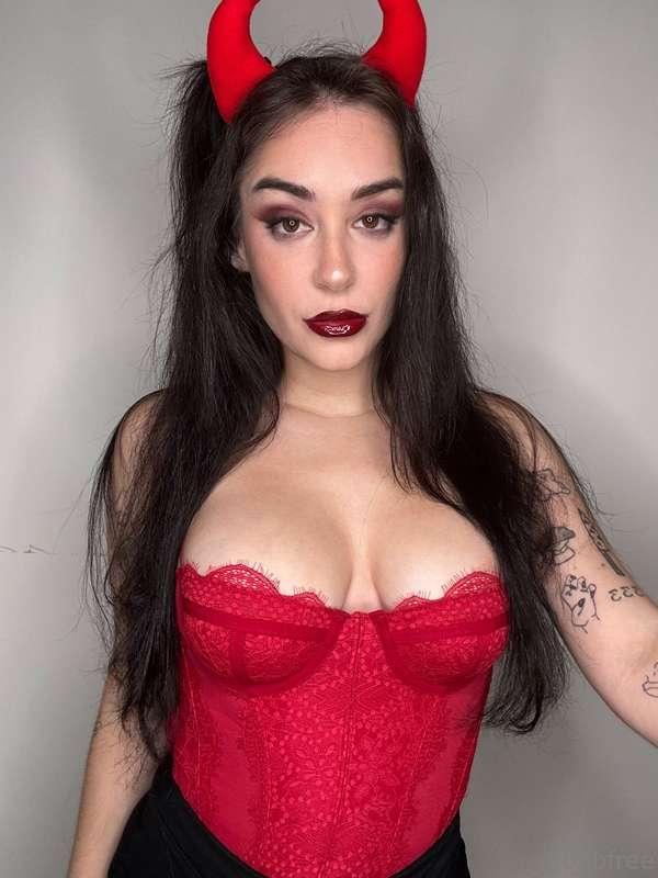Should i make some devil content for yall? 👹
