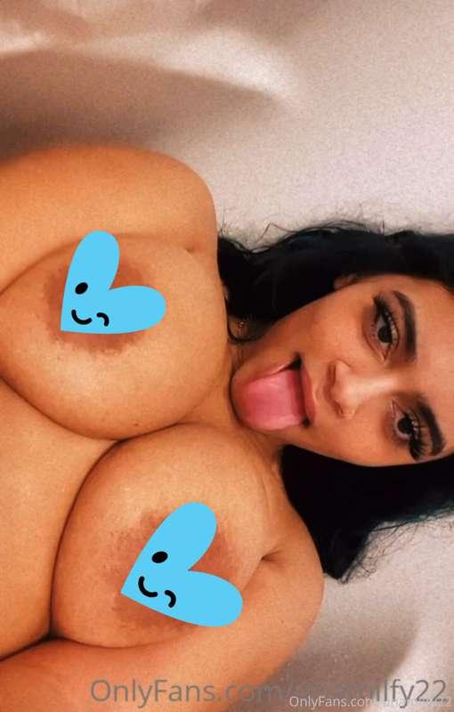 😘