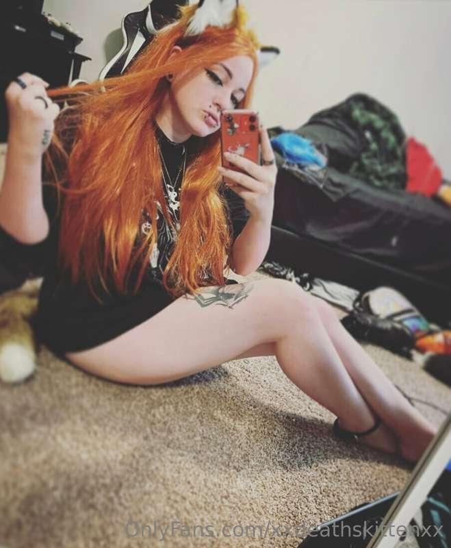 🥰🥰Should I have a cute photo shoot with this wig and ears???..