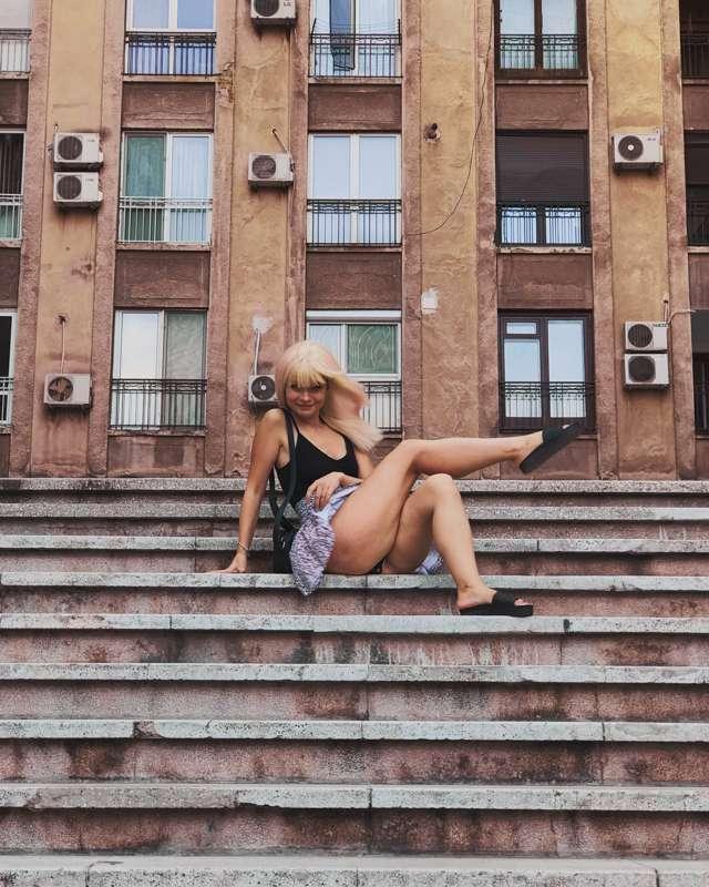 😋