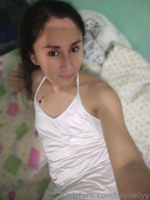 heynellyy main image