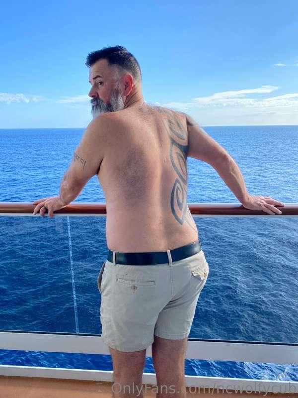 Been on a cruise since Sunday, so Wi-Fi isn’t strong enough ..