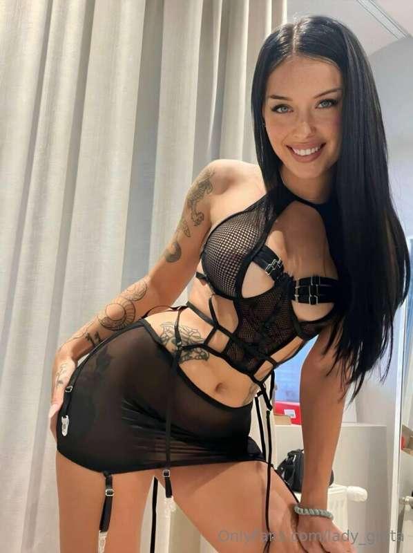 ❤️𝐈 𝐡𝐨𝐩𝐞 𝐲𝐨𝐮𝐫 𝐝𝐚𝐲 𝐢𝐬 𝐚𝐬 𝐛𝐞𝐚𝐮𝐭𝐢𝐟𝐮𝐥 𝐚𝐬 𝐦𝐲 𝐚𝐬𝐬 @luxury-lady❤️
W..