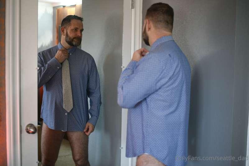 Got all dressed up the other day.  I love wearing a tie thou..