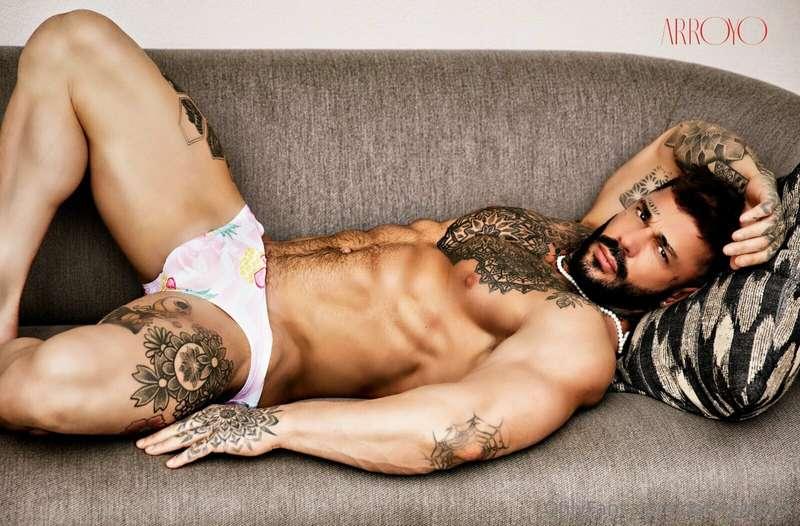 Use me as ur play toy 😈😈💦