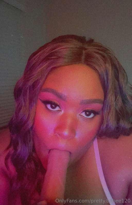 Look me in my eyes when I drain your soul 😇✨