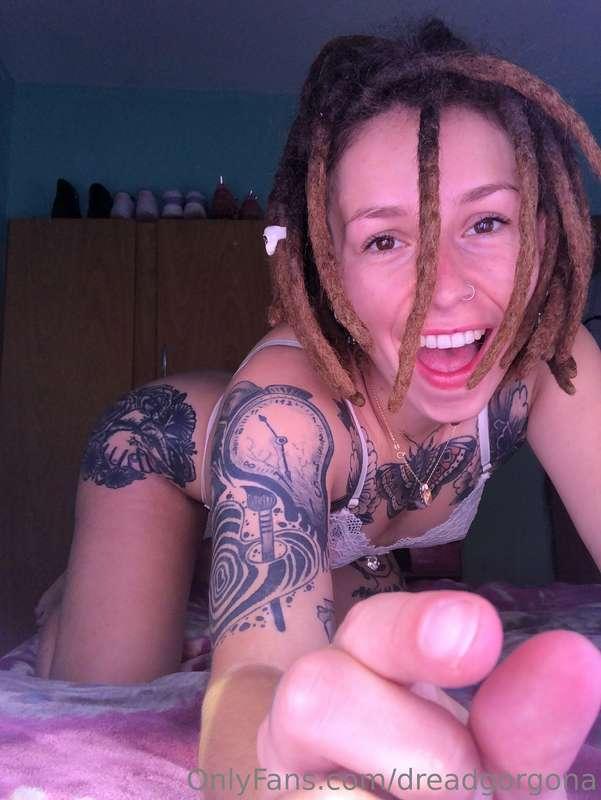 Hey beta! is your worm this size? hahahaha