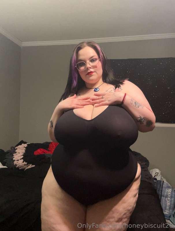 You can see my nipples