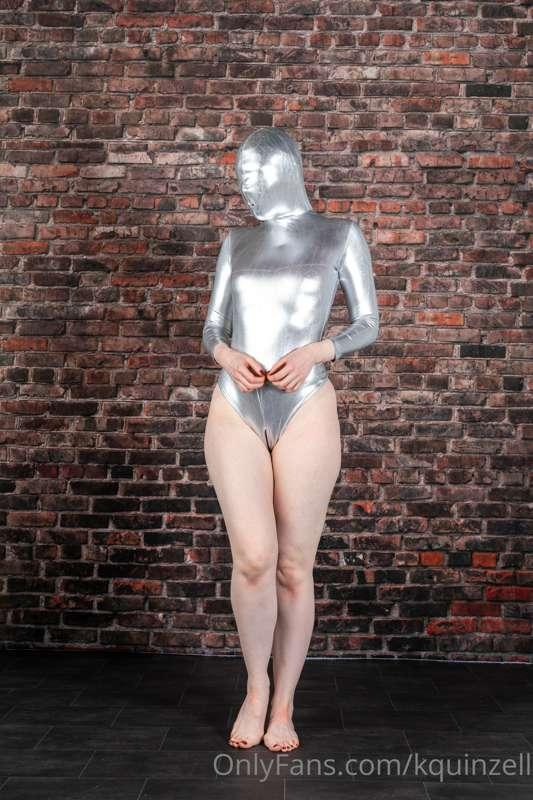So who is a fan of the hooded bodysuit? My butt looks even m..