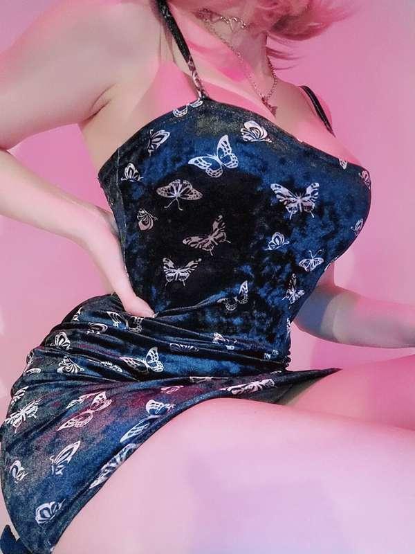 Do you like my dress?