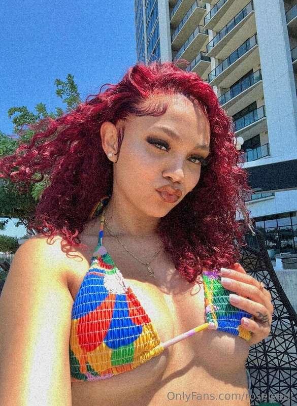 Wanna go skinny dipping with me? 😉