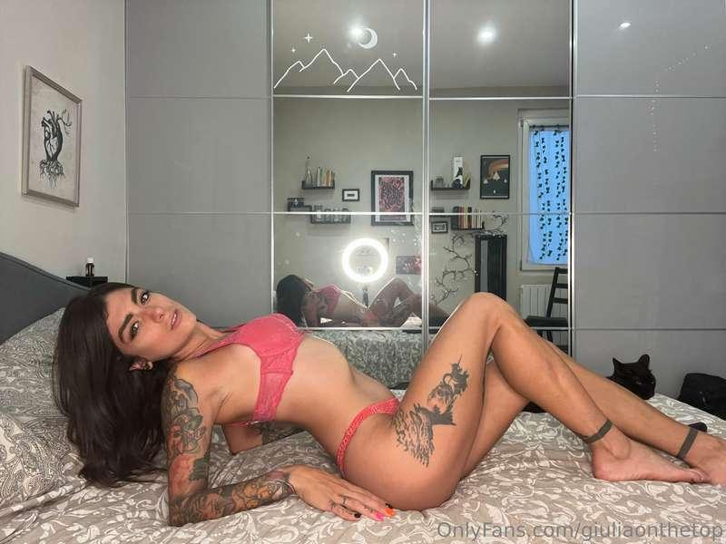 giuliaonthetop image #1