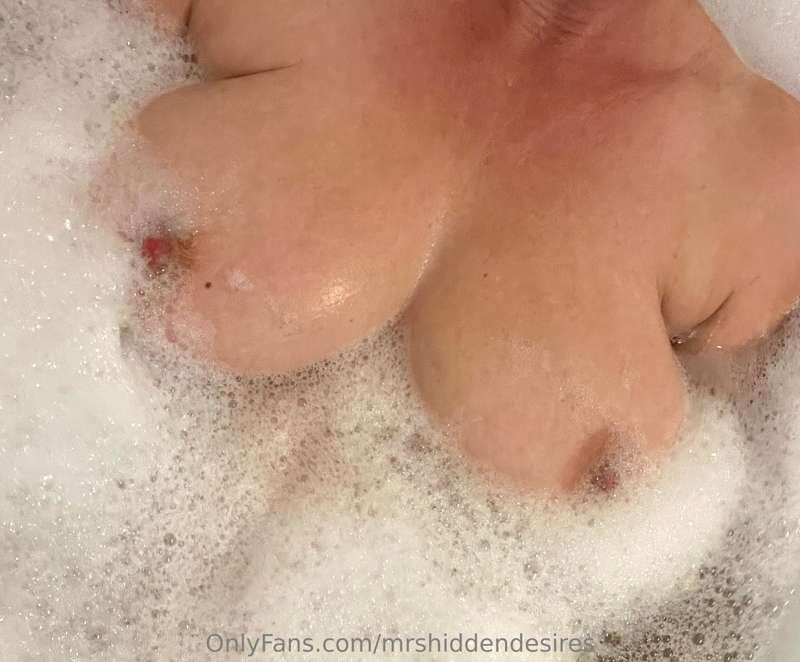mrshiddendesires image #2