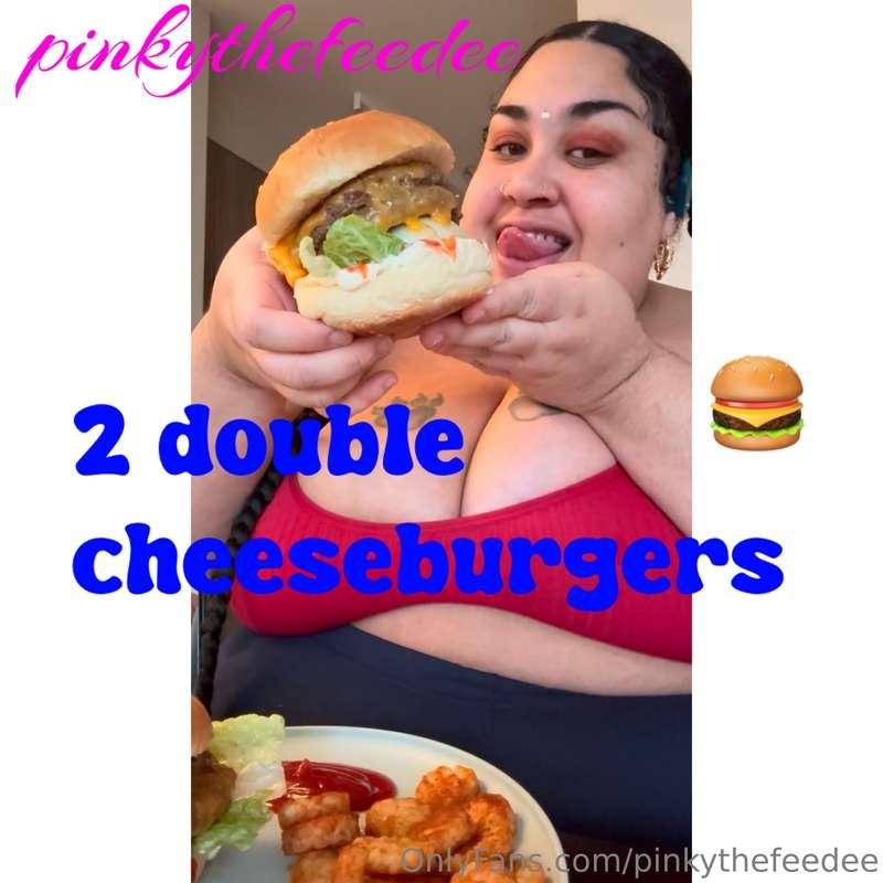 2 huge homemade double cheeseburgers 🍔🍔 and tater tots!! I g..