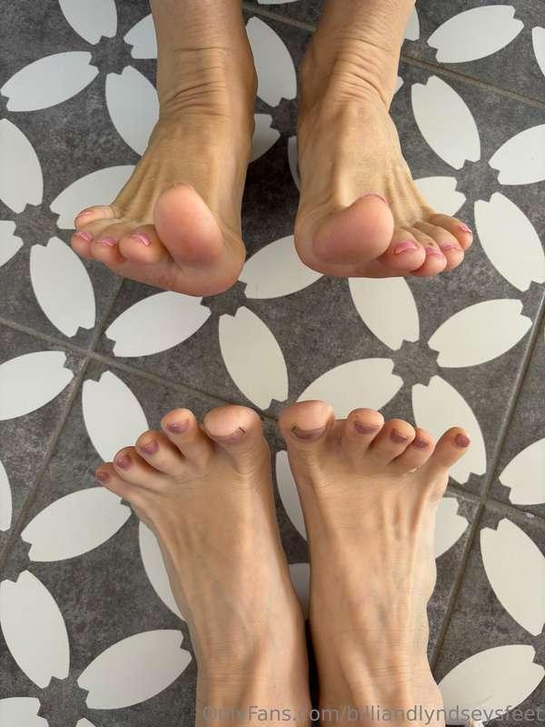 billiandlyndseysfeet image #0