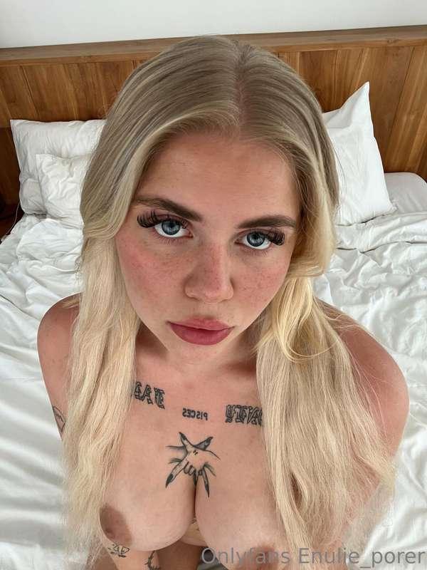 Please cover my whole face in your cum🥺💦 and let me play wit..