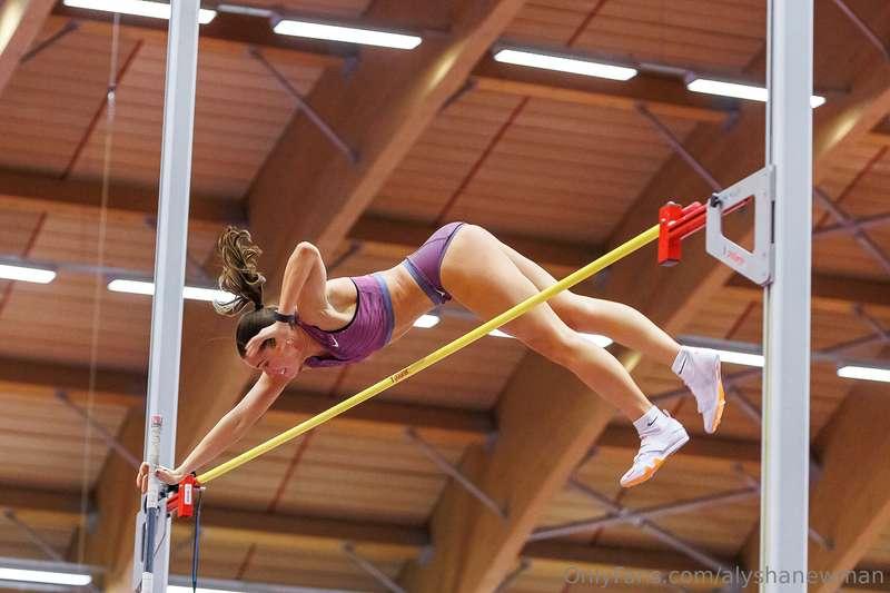 how I am flying into this weekend 🙈🤣