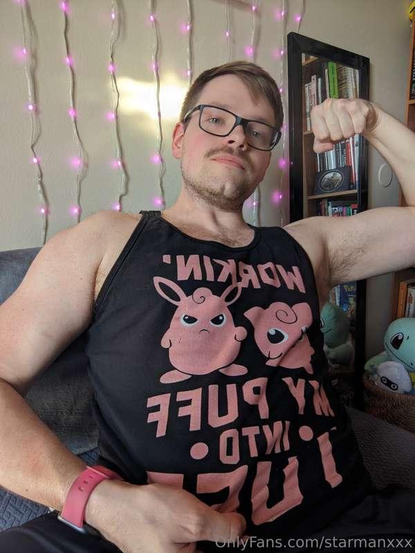 Pumped, cute, and musky straight from the gym 💪🥵