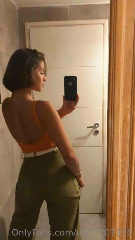 booty pic for you 🥵