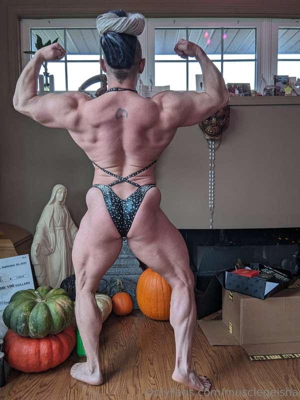 musclegeisha image #3