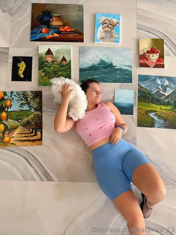 I preserve moments in brushstrokes ❤️Each painting is a memo..